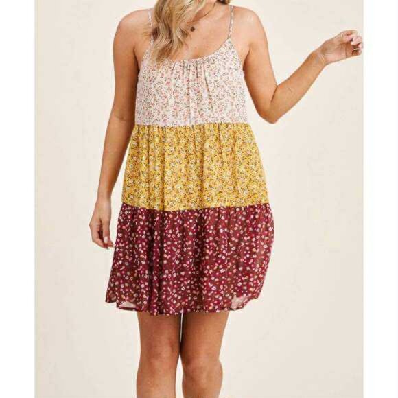 Staccato Josie Tiered Floral Print Mini Dress Size Small - Picture 1 of 6